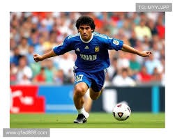 校长群冬骑甸尾村，车轮上，转动的是希望的翅膀