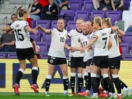 再见芬尼-史密斯！火箭与鹈鹕酝酿2换1交易，琼斯或将助力杜兰特新赛季